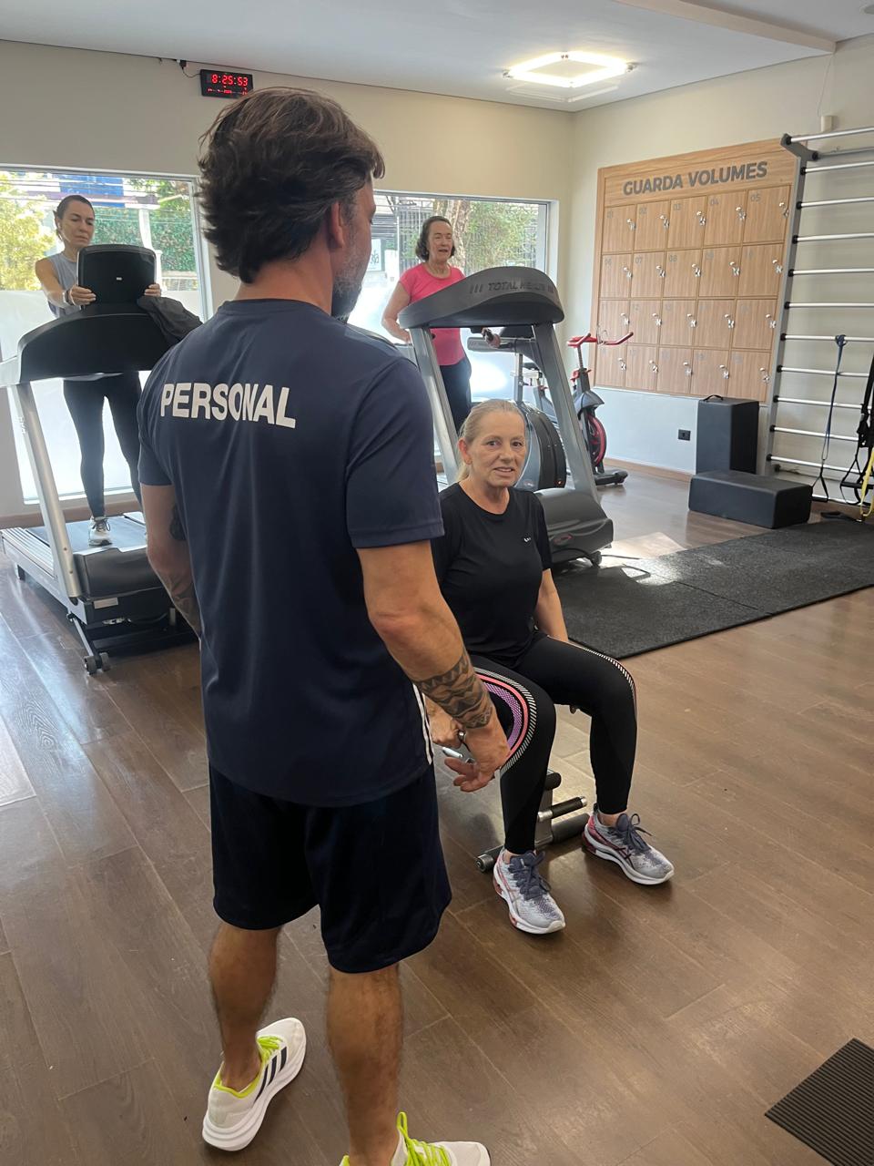 personal trainer academia