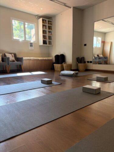 yoga 01 sala de yoga 02